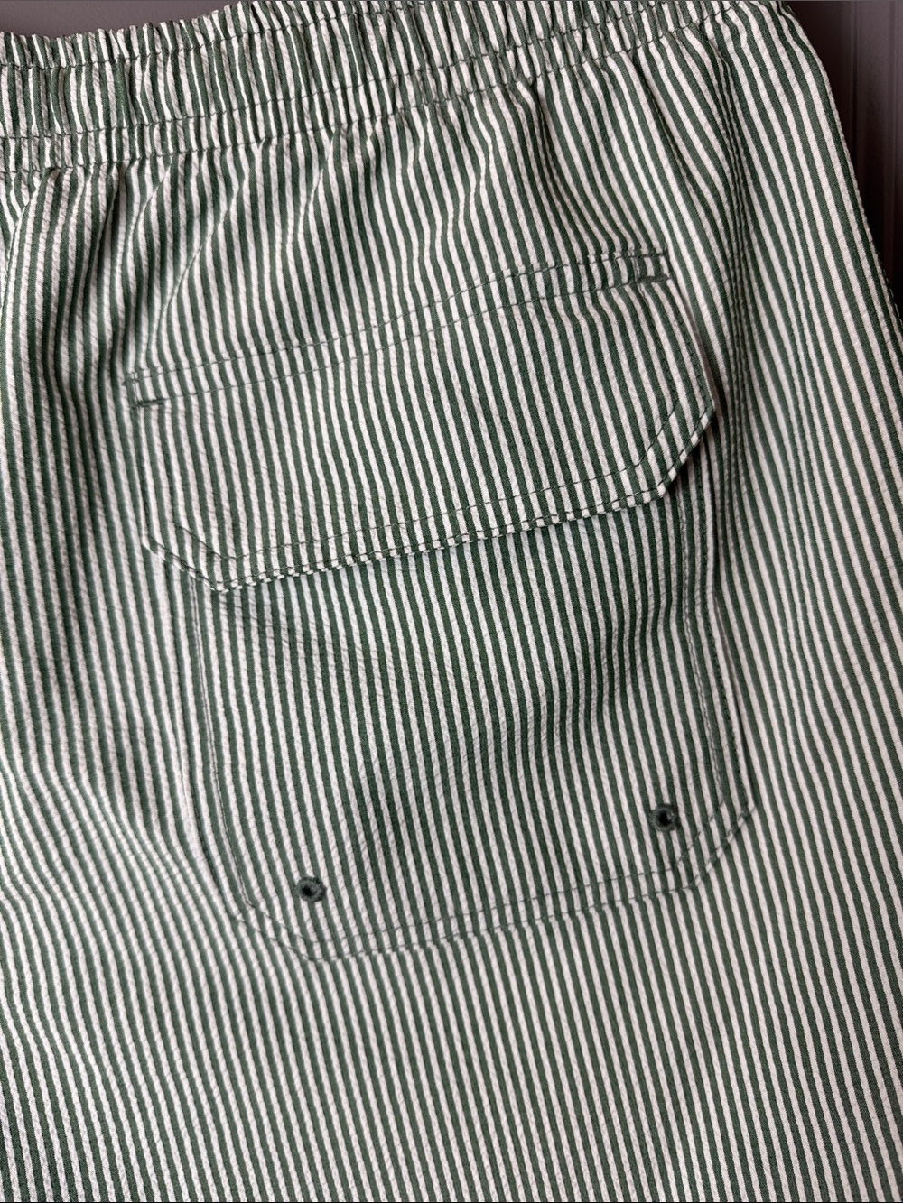 Abercrombie & Fitch Seersucker Swim Trunks Green Stripe Size Large - Picture 8 of 11